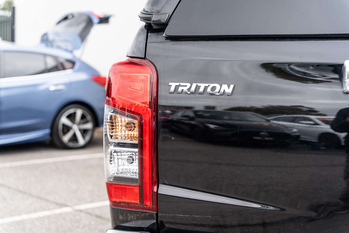 2022 Mitsubishi Triton GLS MR 4X4