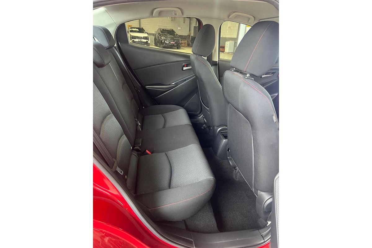2016 Mazda 2 Maxx DL Series