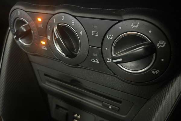 2016 Mazda 2 Maxx DL Series