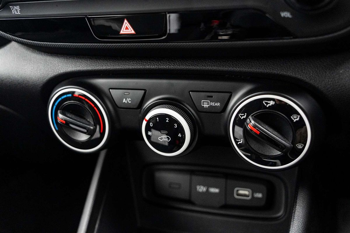 2022 Hyundai Venue Active QX.V4