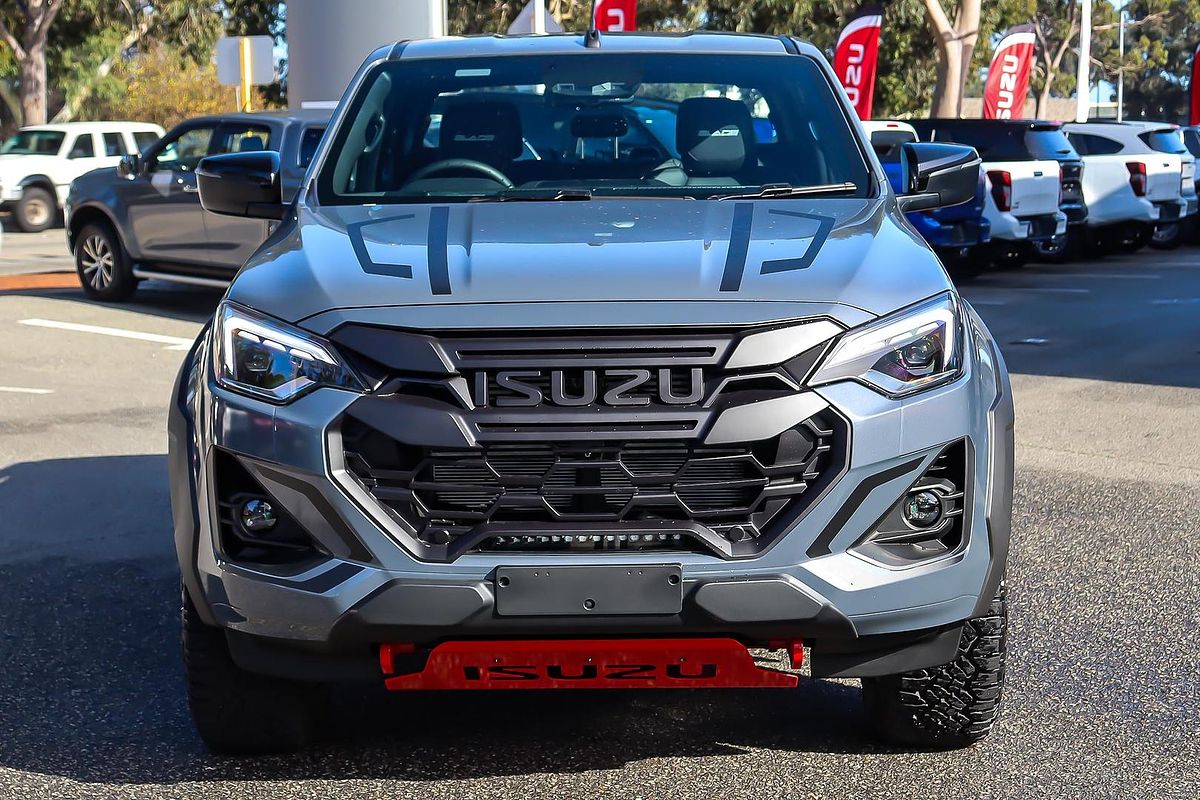 2025 Isuzu D-MAX BLADE 4X4