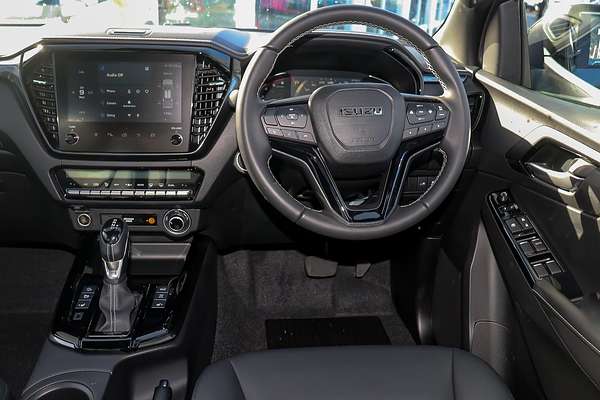 2025 Isuzu D-MAX BLADE 4X4