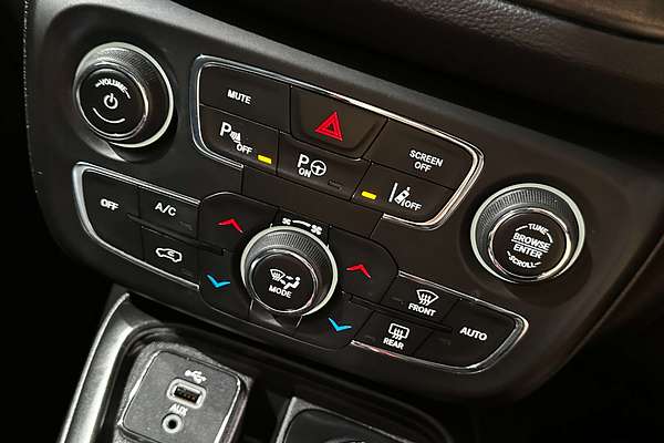 2019 Jeep Compass Trailhawk M6
