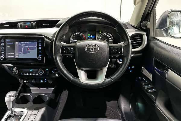 2020 Toyota Hilux SR5 GUN126R 4X4