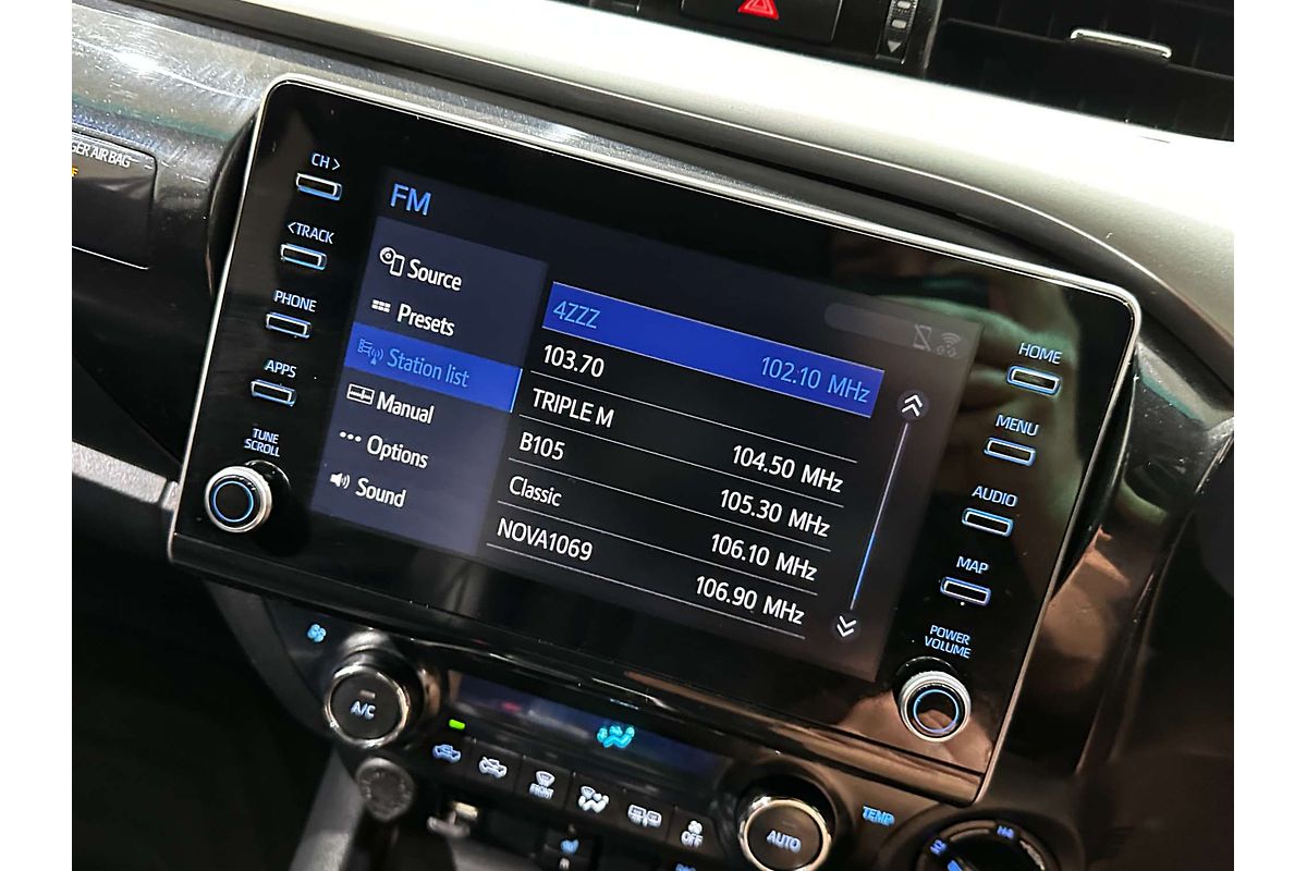 2020 Toyota Hilux SR5 GUN126R 4X4