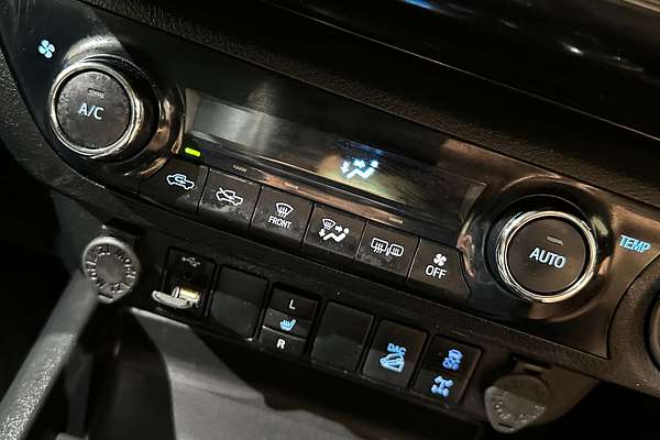 2020 Toyota Hilux SR5 GUN126R 4X4