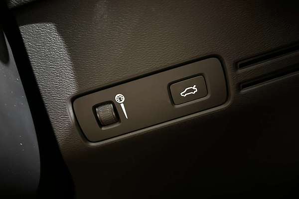 2019 Volvo XC40 T4 Momentum