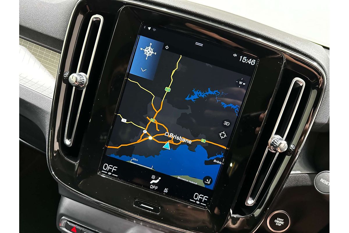 2019 Volvo XC40 T4 Momentum
