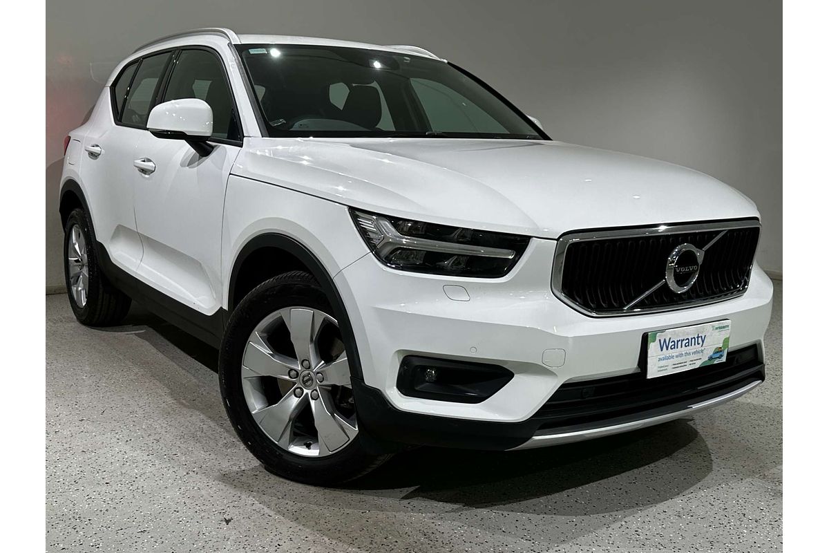 2019 Volvo XC40 T4 Momentum