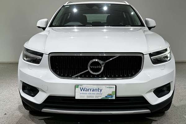 2019 Volvo XC40 T4 Momentum