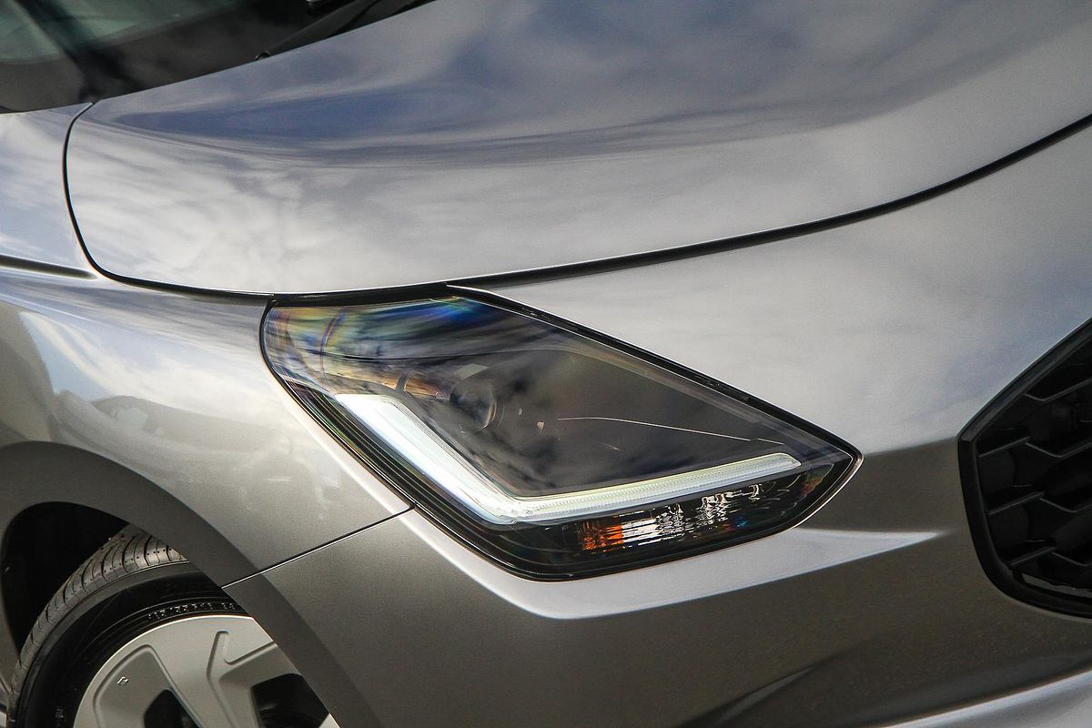 2025 Suzuki Swift Hybrid Plus UZ