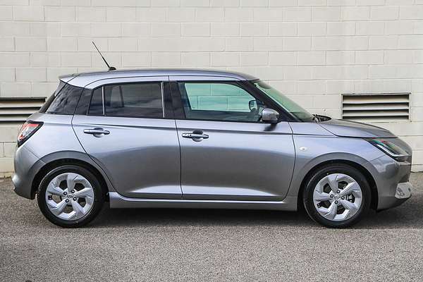 2025 Suzuki Swift Hybrid Plus UZ
