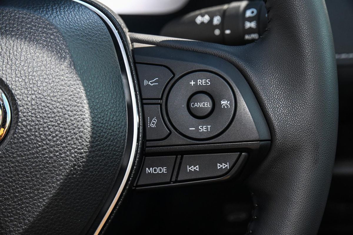 2025 Toyota RAV4 Cruiser AXAH52R