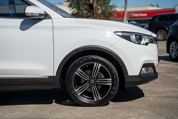 2019 MG ZS Essence AZS1