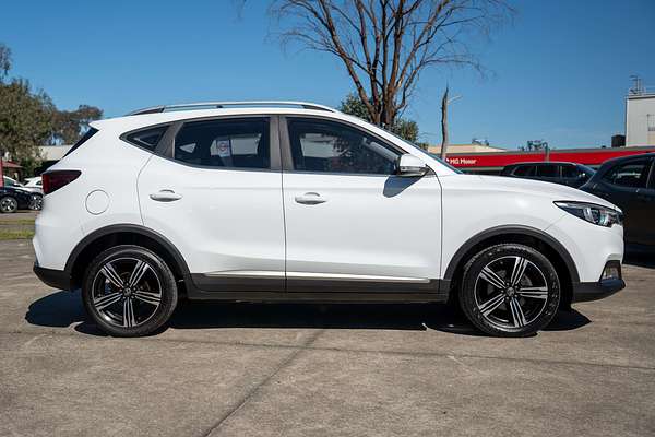 2019 MG ZS Essence AZS1