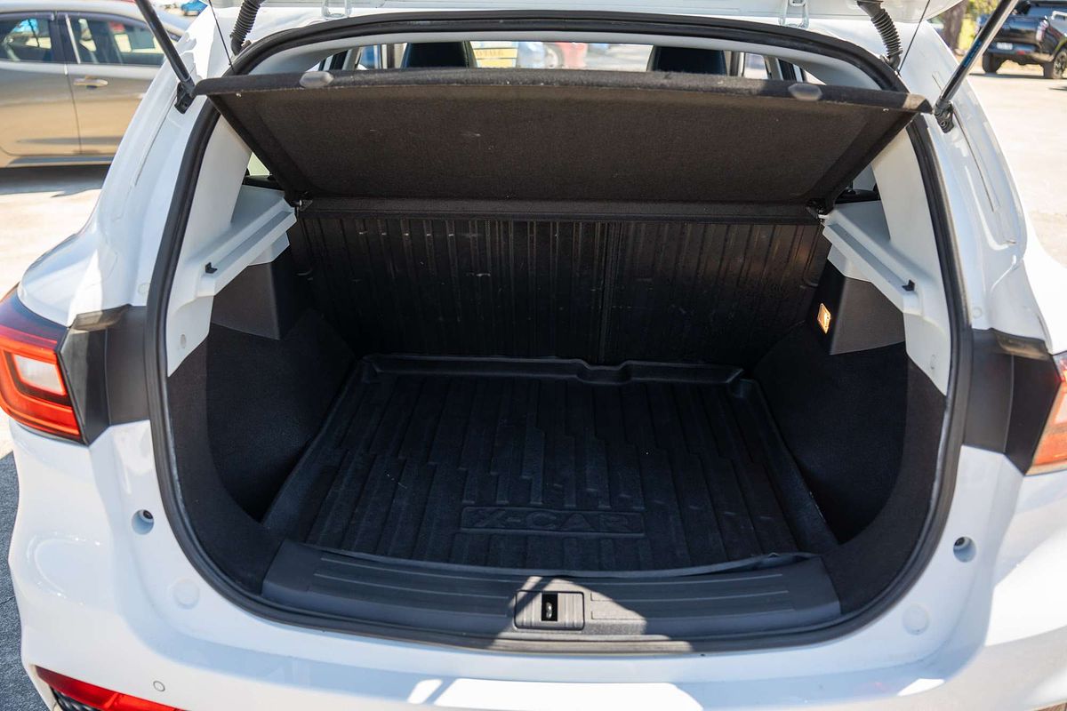 2019 MG ZS Essence AZS1