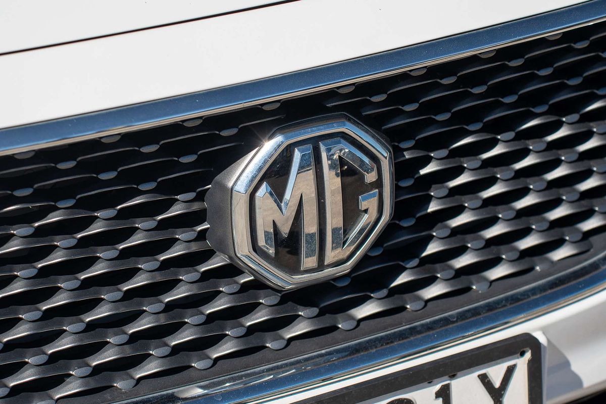 2019 MG ZS Essence AZS1