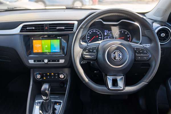 2019 MG ZS Essence AZS1