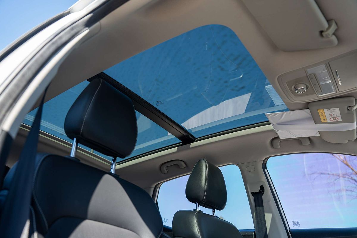 2019 MG ZS Essence AZS1