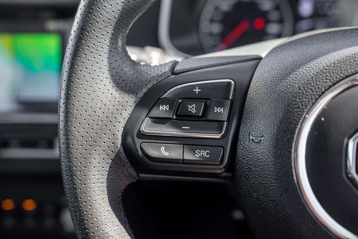 2019 MG ZS Essence AZS1