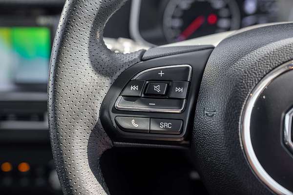 2019 MG ZS Essence AZS1