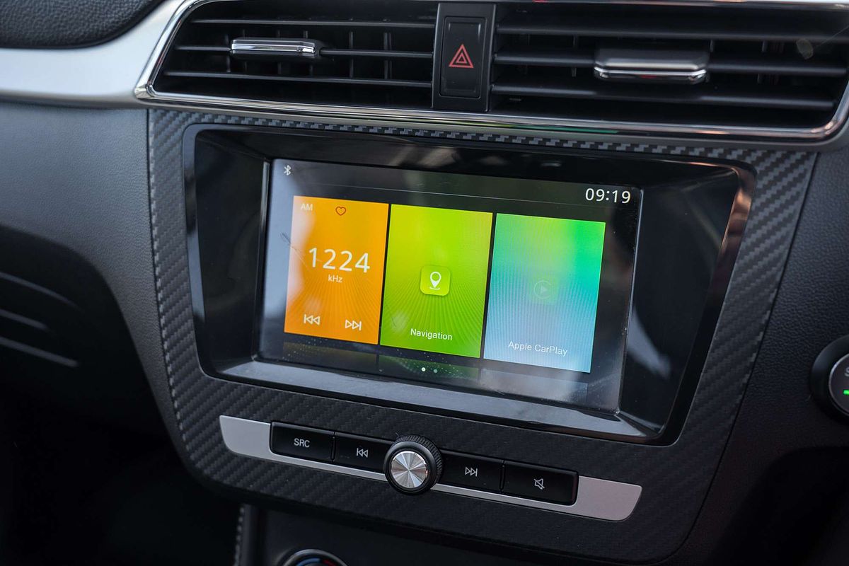 2019 MG ZS Essence AZS1