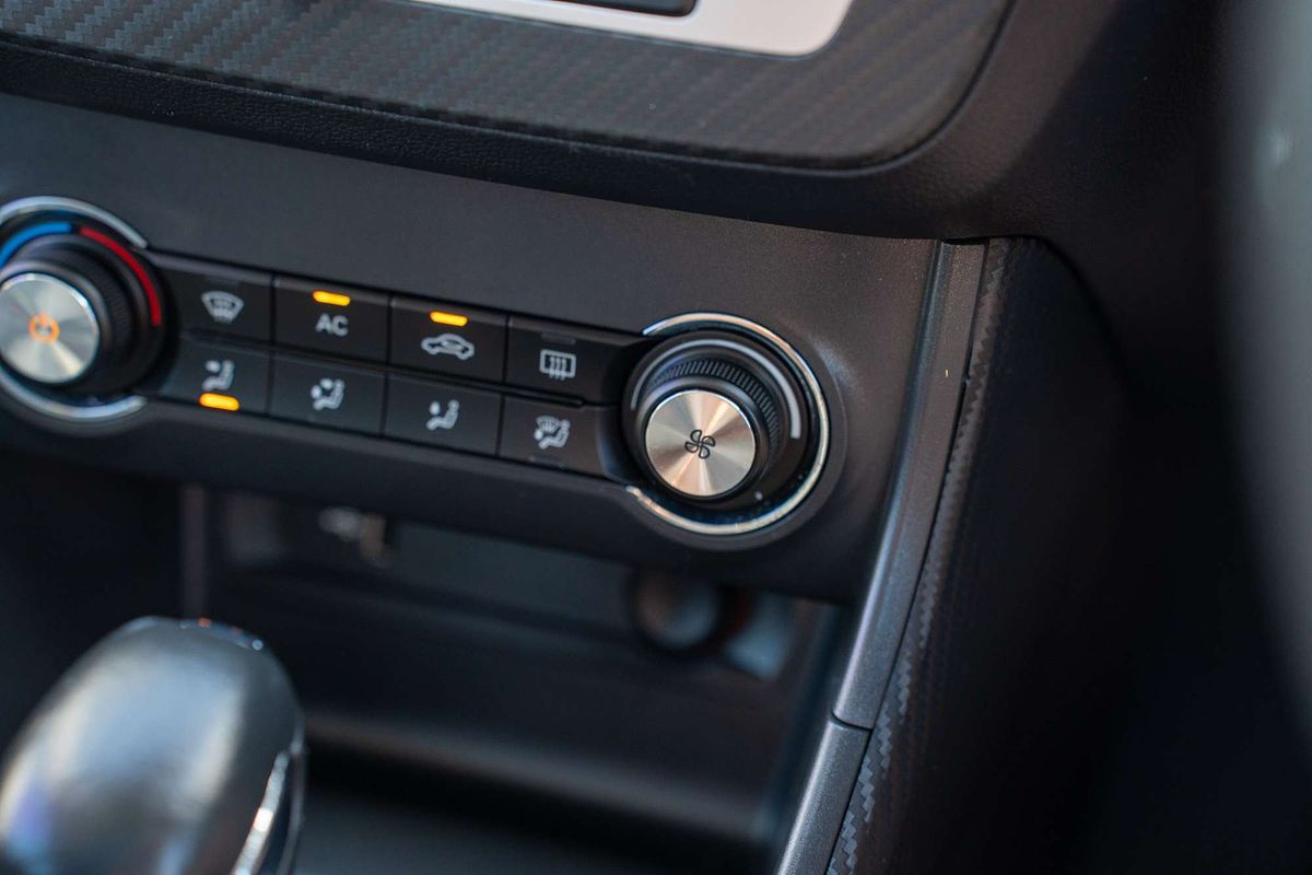 2019 MG ZS Essence AZS1