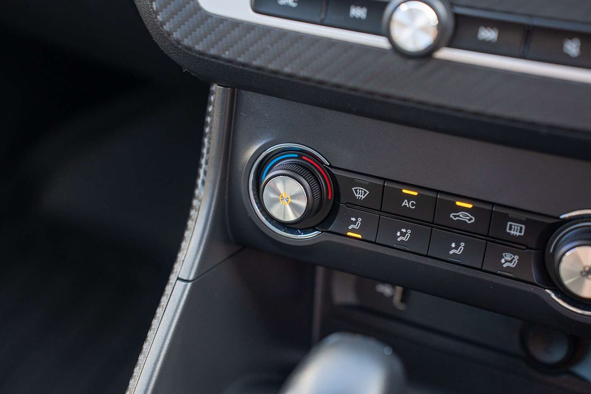 2019 MG ZS Essence AZS1