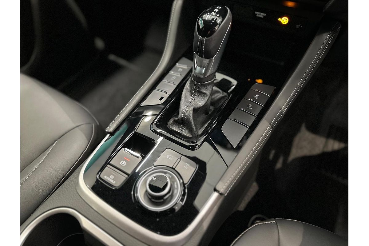 2025 Isuzu MU-X LS-T