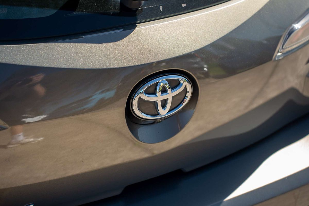 2018 Toyota Corolla Ascent Sport MZEA12R