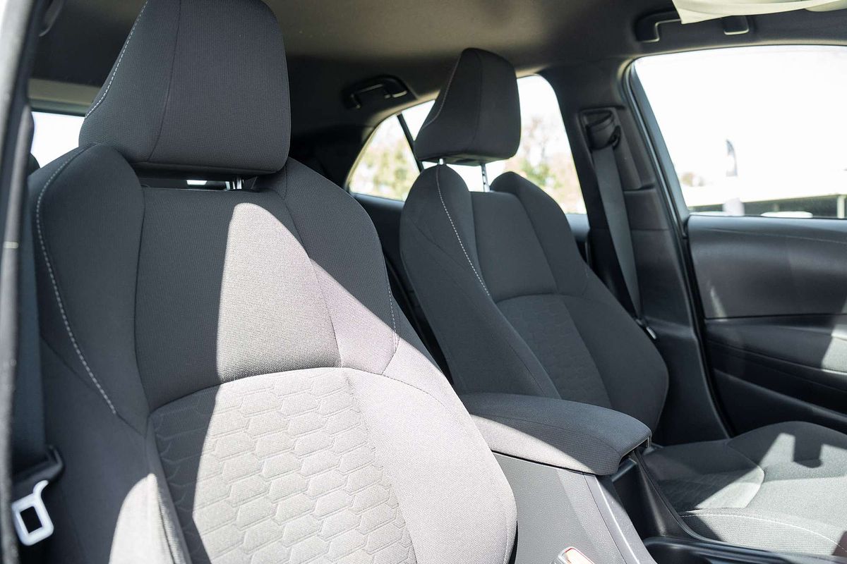 2018 Toyota Corolla Ascent Sport MZEA12R
