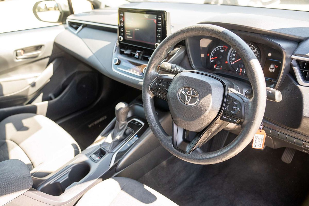 2018 Toyota Corolla Ascent Sport MZEA12R