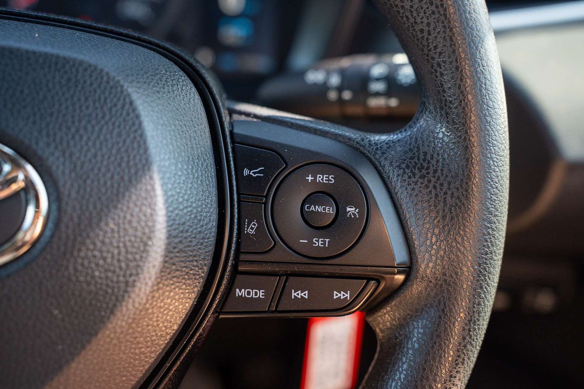 2018 Toyota Corolla Ascent Sport MZEA12R
