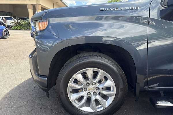 2021 Chevrolet Silverado Custom