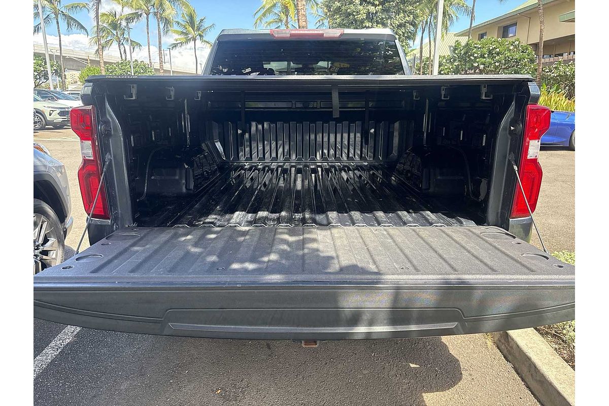 2021 Chevrolet Silverado Custom