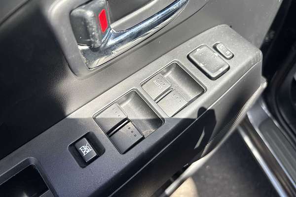 2013 Mazda MAZDA5 Sport