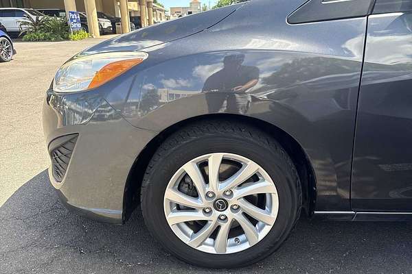 2013 Mazda MAZDA5 Sport
