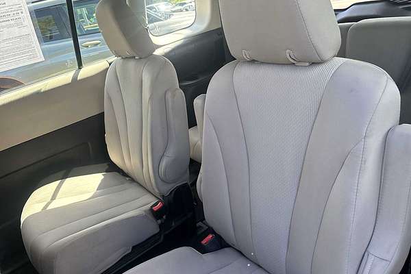 2013 Mazda MAZDA5 Sport