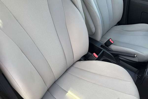 2013 Mazda MAZDA5 Sport