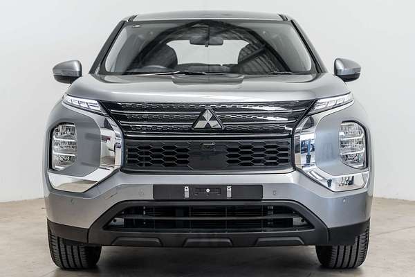 2022 Mitsubishi Outlander ES ZM