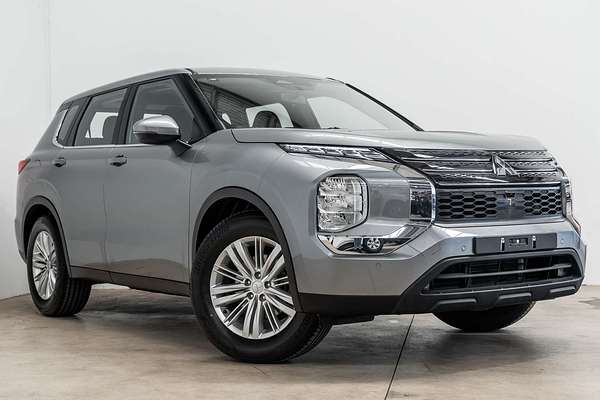 2022 Mitsubishi Outlander ES ZM