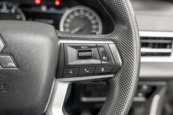 2022 Mitsubishi Outlander ES ZM