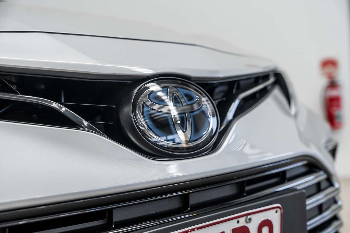 2024 Toyota Camry Ascent AXVH70R