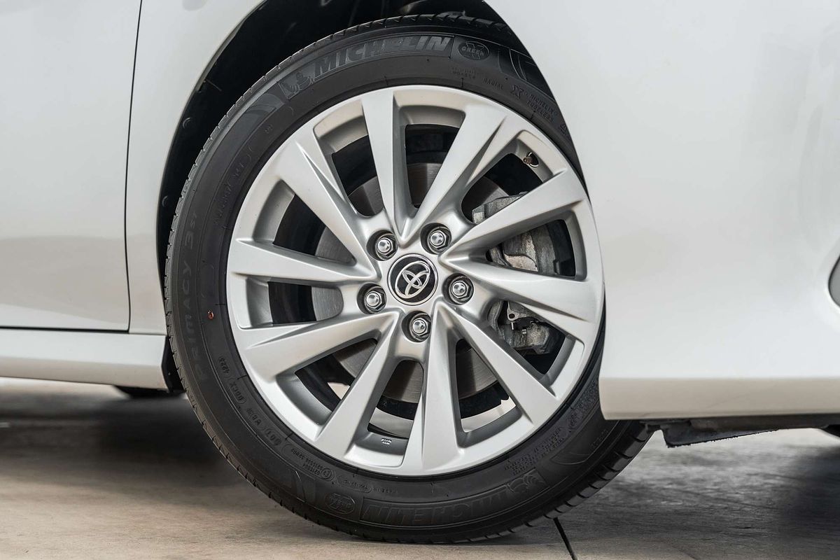 2024 Toyota Camry Ascent AXVH70R