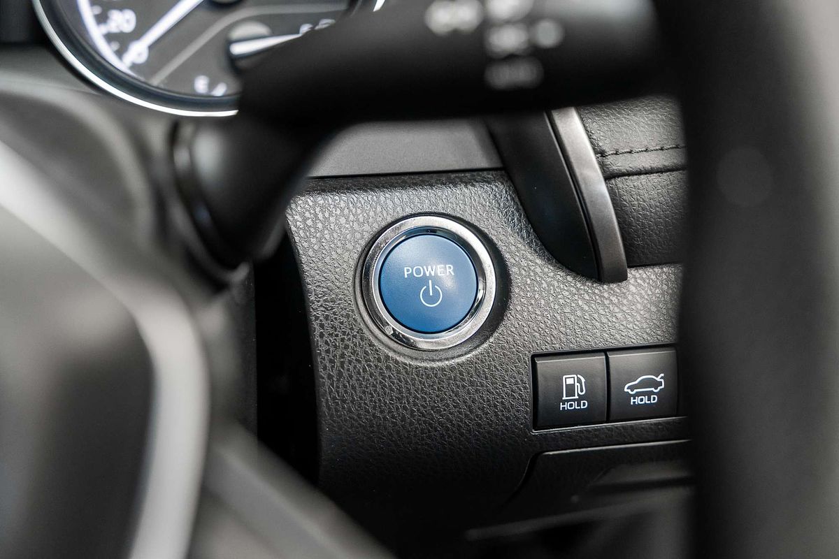 2024 Toyota Camry Ascent AXVH70R