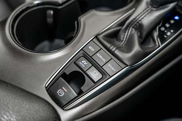 2024 Toyota Camry Ascent AXVH70R