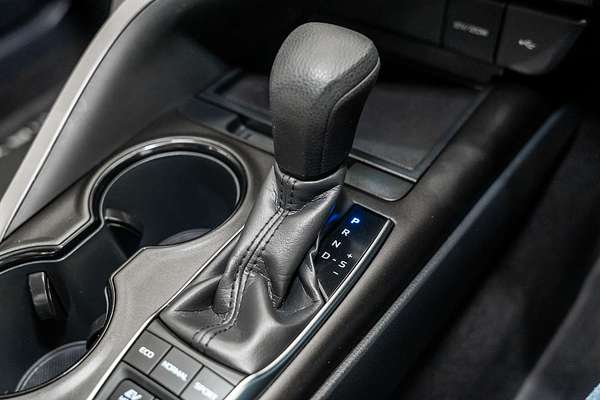 2024 Toyota Camry Ascent AXVH70R