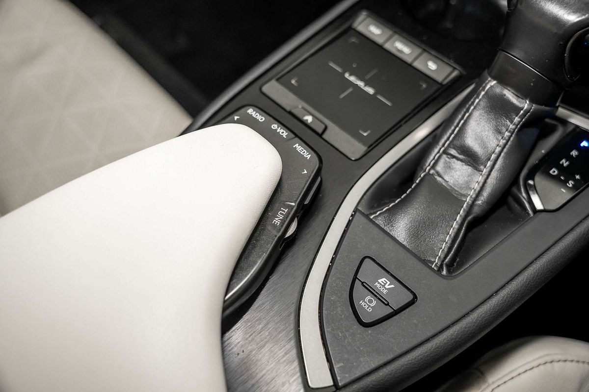 2019 Lexus UX UX250h Sport Luxury MZAH15R