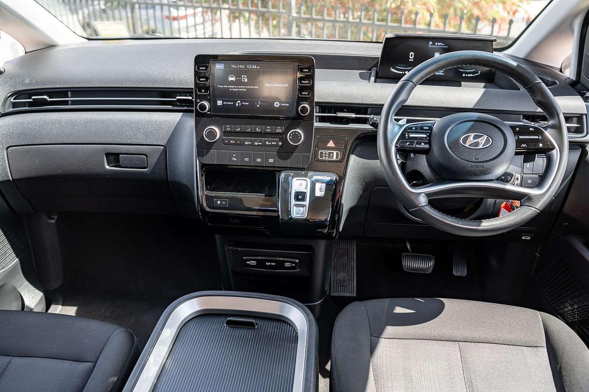 2022 Hyundai STARIA US4.V1