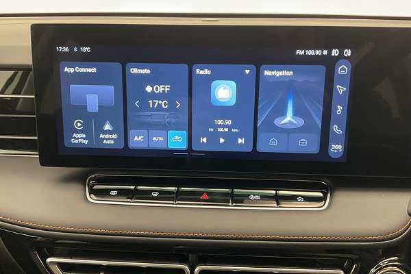 2025 MG HS Essence AS33